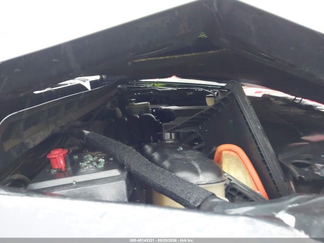 3GCUKSEJXJG528215 Chevrolet Silverado 1500 1lz