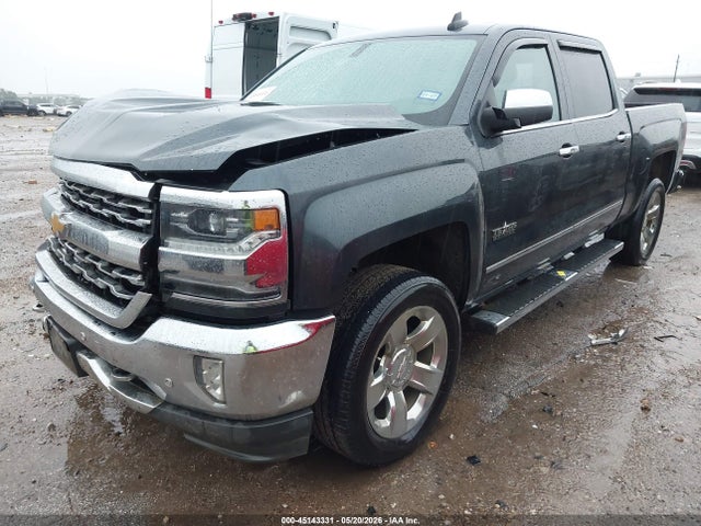 3GCUKSEJXJG528215 Chevrolet Silverado 1500 1lz