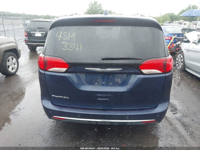 2017 Chrysler Pacifica Touring-l Plus მანქანა იყიდება აუქციონზე, vin: 2C4RC1EG8HR519213, აუქციონის ნომერი: 45143341