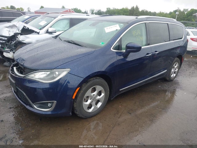 2017 Chrysler Pacifica Touring-l Plus მანქანა იყიდება აუქციონზე, vin: 2C4RC1EG8HR519213, აუქციონის ნომერი: 45143341