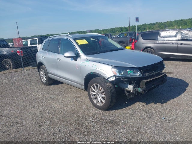 Продаж на аукціоні авто 2016 Volkswagen Touareg Vr6 Sport, vin: WVGEF9BP4GD008829, номер лоту: 45143352