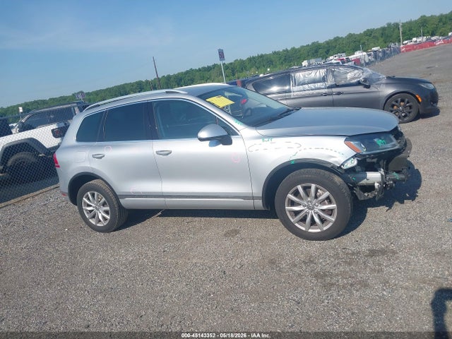 Продаж на аукціоні авто 2016 Volkswagen Touareg Vr6 Sport, vin: WVGEF9BP4GD008829, номер лоту: 45143352