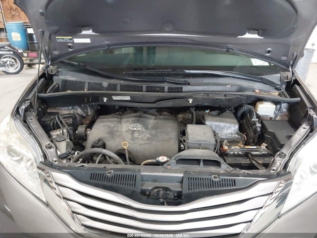 Aukcja sprzedaży 2017 Toyota Sienna Xle 7 Passenger, vin: 5TDDZ3DC3HS175932, numer aukcji: 45143380