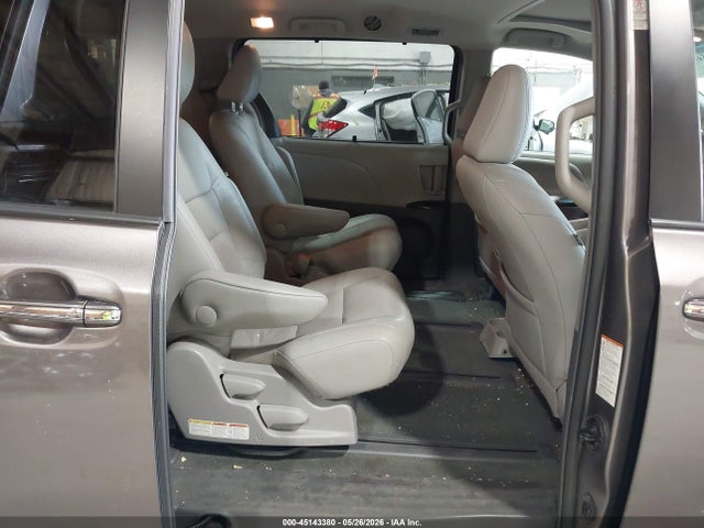 Aukcja sprzedaży 2017 Toyota Sienna Xle 7 Passenger, vin: 5TDDZ3DC3HS175932, numer aukcji: 45143380