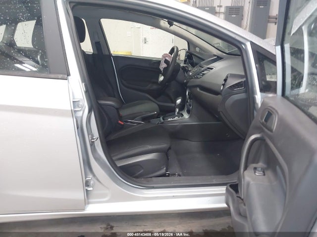 2019 Ford Fiesta Se მანქანა იყიდება აუქციონზე, vin: 3FADP4BJ7KM161252, აუქციონის ნომერი: 45143408