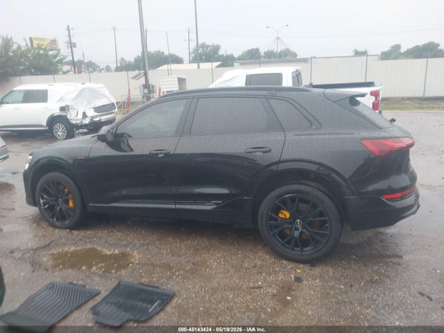 WA1VABGE7NB024334 Audi E-tron Chronos Quattro