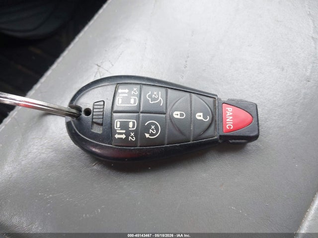 45143467 :رقم المزاد ، 2V4RW5DXXAR406844 vin ، 2010 Volkswagen Routan Sel مزاد بيع