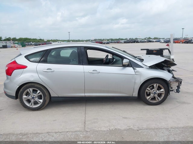 Ford FOCUS SE 2014 1FADP3K21EL231496 Image 14