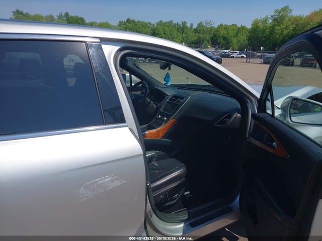 Продаж на аукціоні авто 2019 Lincoln Nautilus Reserve, vin: 2LMPJ8L93KBL32052, номер лоту: 45143533