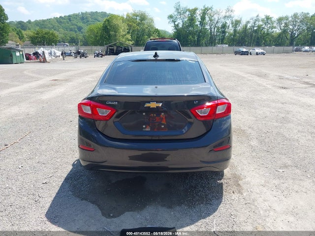 45143552 :رقم المزاد ، 1G1BE5SM0H7102059 vin ، 2017 Chevrolet Cruze Lt Auto مزاد بيع