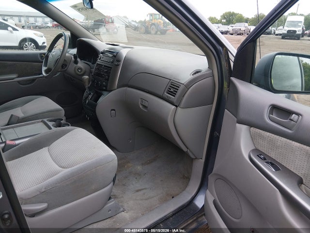 2008 Toyota Sienna Le მანქანა იყიდება აუქციონზე, vin: 5TDZK23C78S102455, აუქციონის ნომერი: 45143575