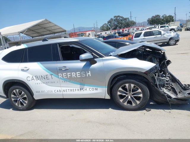 5TDGARAH0NS516657 Toyota Highlander Hybrid Xle