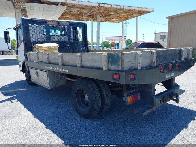 45143640 :رقم المزاد ، 54DB4W1B5CS802631 vin ، 2012 Isuzu Npr مزاد بيع