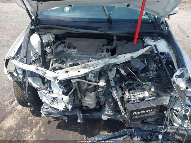 45143643 :رقم المزاد ، 4T1BF1FK5HU806843 vin ، 2017 Toyota Camry Se مزاد بيع