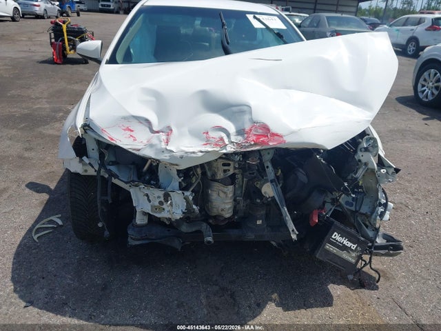 45143643 :رقم المزاد ، 4T1BF1FK5HU806843 vin ، 2017 Toyota Camry Se مزاد بيع