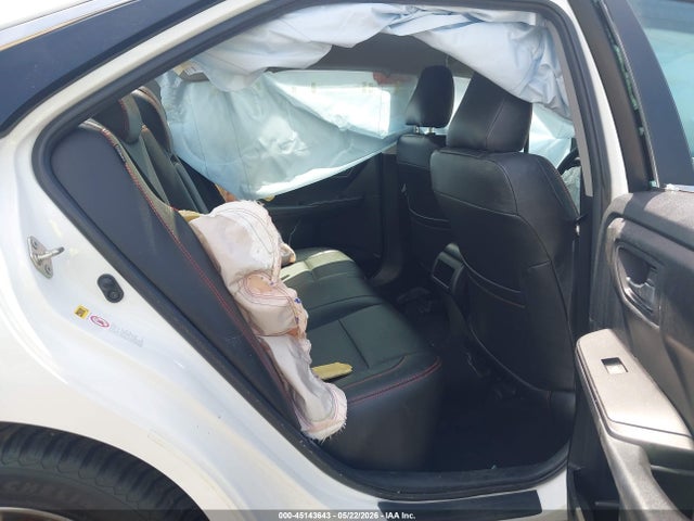 45143643 :رقم المزاد ، 4T1BF1FK5HU806843 vin ، 2017 Toyota Camry Se مزاد بيع