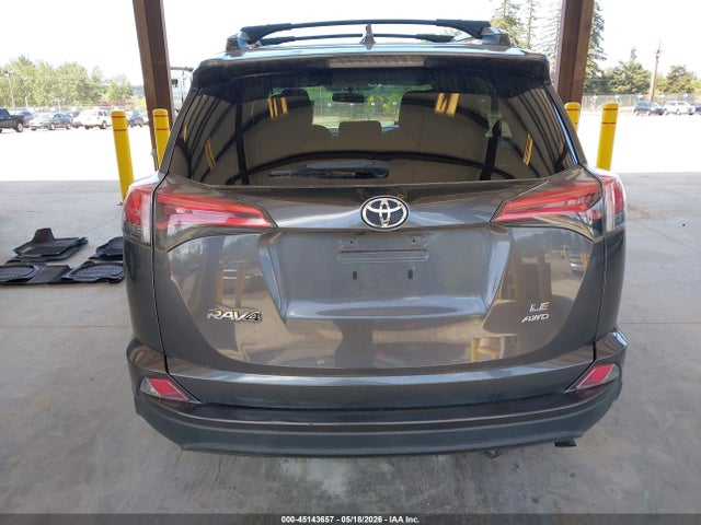 2T3BFREV9GW495076 Toyota RAV4 LE
