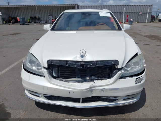 2010 Mercedes-benz S 550 მანქანა იყიდება აუქციონზე, vin: WDDNG7BB0AA350254, აუქციონის ნომერი: 45143682