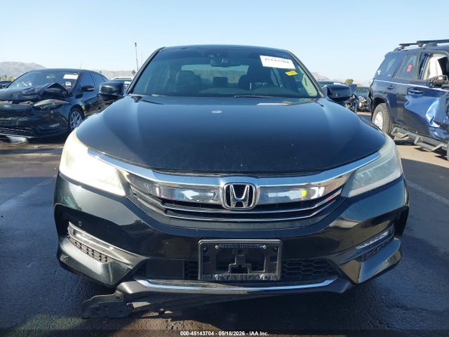 Продажа на аукционе авто 2017 Honda Accord Touring V6, vin: 1HGCR3F93HA043961, номер лота: 45143704
