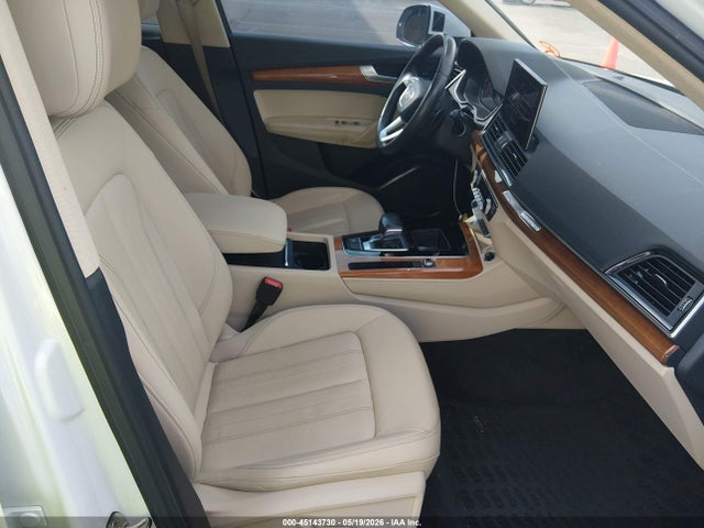 45143730 :رقم المزاد ، WA1BAAFY8M2131903 vin ، 2021 Audi Q5 Premium Plus 45 Tfsi Quattro S Tronic مزاد بيع
