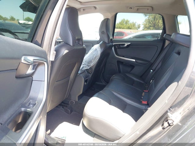 YV4940DL9E2533974 Volvo Xc60 3.2 Premier Plus