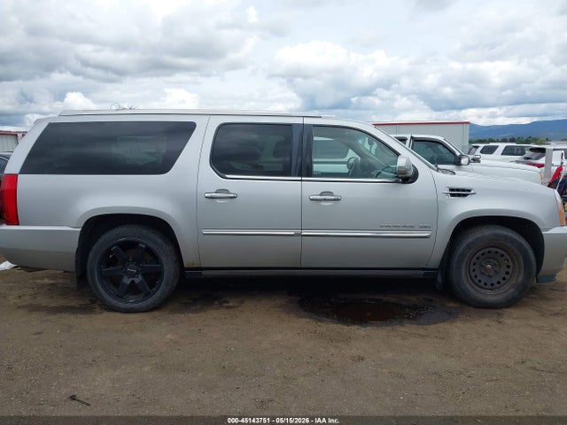 Aukcja sprzedaży 2011 Cadillac Escalade Esv Premium, vin: 1GYS4JEF9BR111655, numer aukcji: 45143751