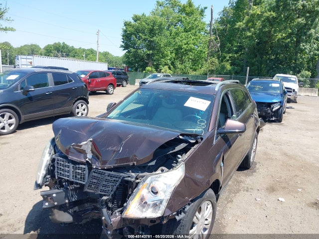 45143781 :رقم المزاد ، 3GYFNBE31FS562270 vin ، 2015 Cadillac Srx Luxury Collection مزاد بيع