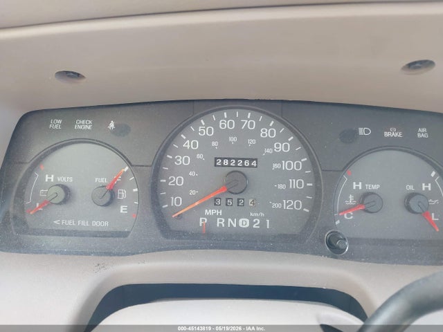 Aukcja sprzedaży 2004 Mercury Grand Marquis Gs, vin: 2MEFM74W24X688241, numer aukcji: 45143819