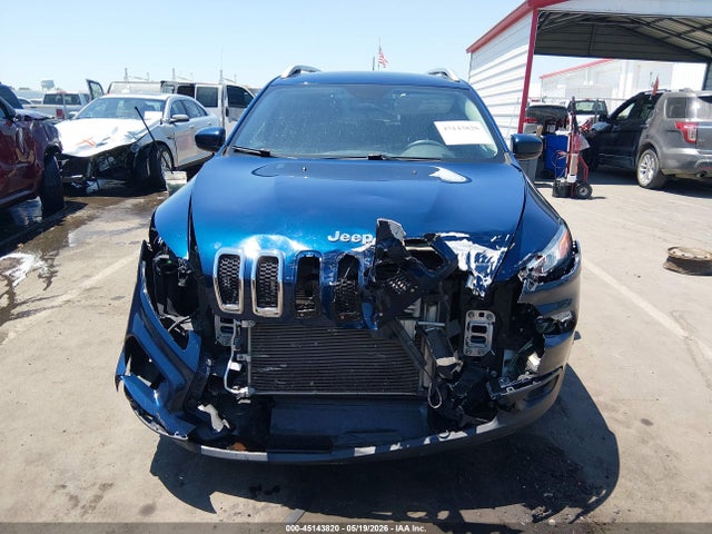 45143820 :رقم المزاد ، 1C4PJLCX2JD553314 vin ، 2018 Jeep Cherokee Latitude Fwd مزاد بيع