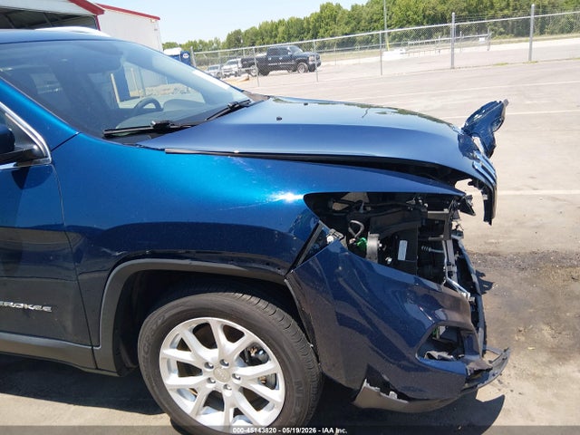 45143820 :رقم المزاد ، 1C4PJLCX2JD553314 vin ، 2018 Jeep Cherokee Latitude Fwd مزاد بيع
