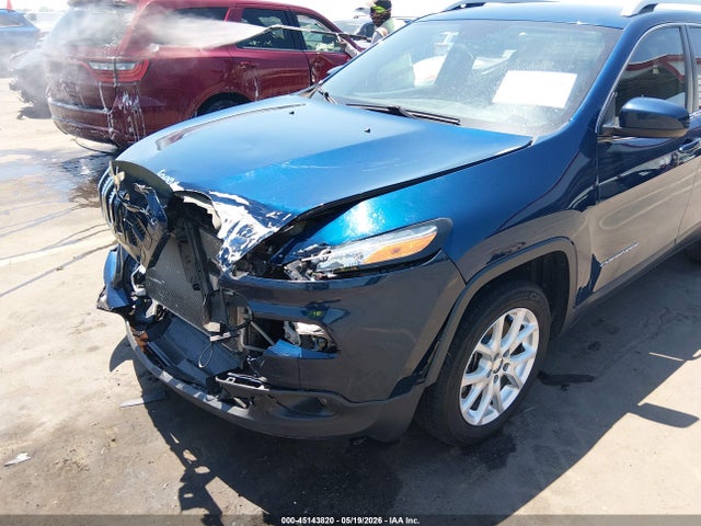 45143820 :رقم المزاد ، 1C4PJLCX2JD553314 vin ، 2018 Jeep Cherokee Latitude Fwd مزاد بيع
