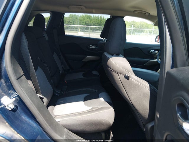45143820 :رقم المزاد ، 1C4PJLCX2JD553314 vin ، 2018 Jeep Cherokee Latitude Fwd مزاد بيع