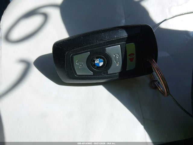 BMW 320i 2017 WBA8E1G31HNU18508 Image 11