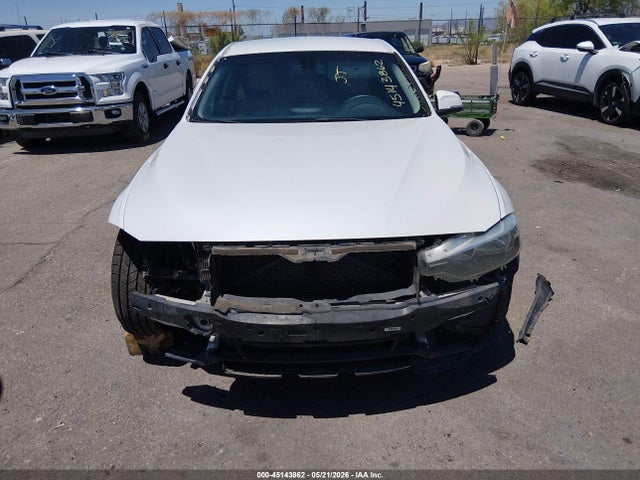 BMW 320i 2017 WBA8E1G31HNU18508 Image 13