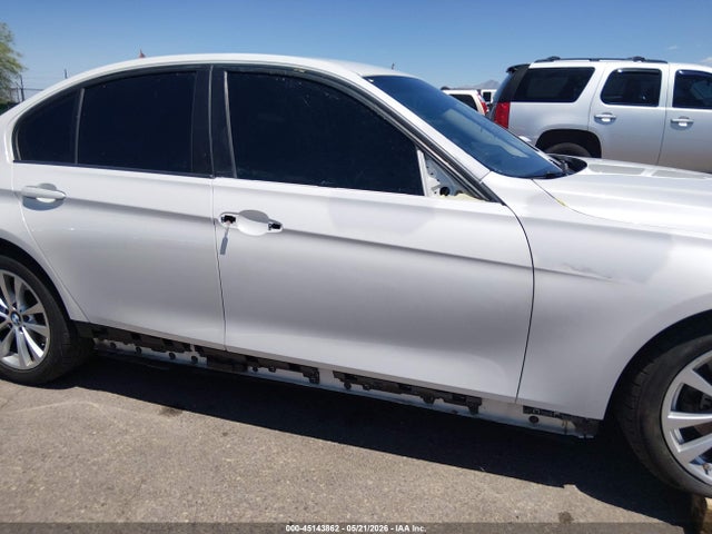 BMW 320i 2017 WBA8E1G31HNU18508 Image 18