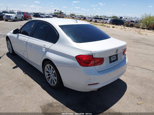 BMW 320i 2017 WBA8E1G31HNU18508 Image 3