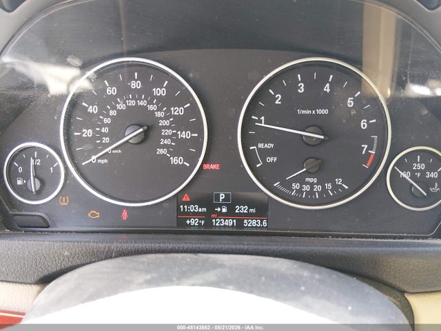 BMW 320i 2017 WBA8E1G31HNU18508 Image 7