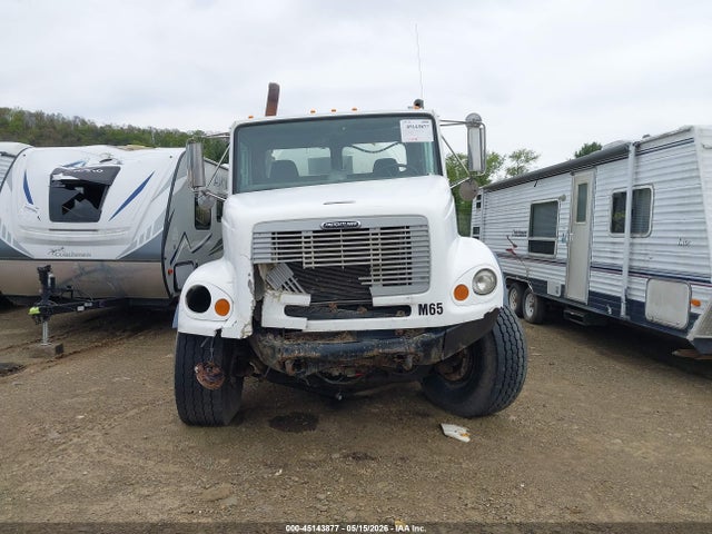 Продажа на аукционе авто 2004 Freightliner Medium Conventional Fl112, vin: 1FVHBGAN64HM17599, номер лота: 45143877