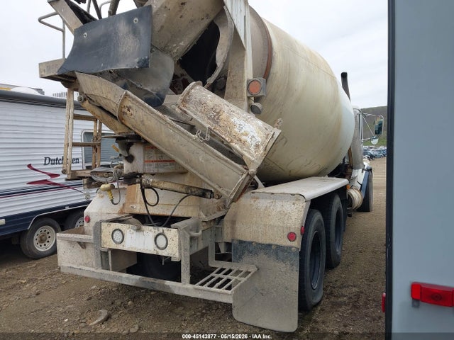 Продажа на аукционе авто 2004 Freightliner Medium Conventional Fl112, vin: 1FVHBGAN64HM17599, номер лота: 45143877