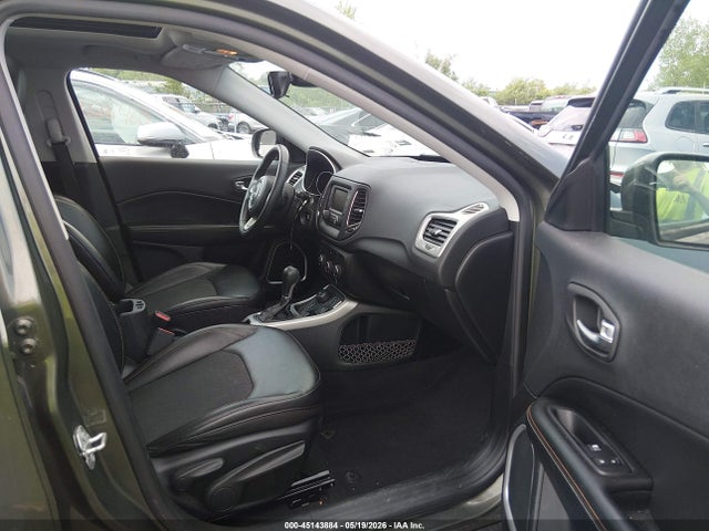 2018 Jeep Compass Latitude 4x4 მანქანა იყიდება აუქციონზე, vin: 3C4NJDBB5JT366825, აუქციონის ნომერი: 45143884