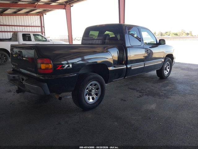 Auction sale of the 2005 Chevrolet Silverado 1500 Z71, vin: 1GCEK19B55Z257555, lot number: 45143895