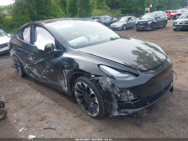2021 Tesla Model Y Performance Dual Motor All-wheel Drive მანქანა იყიდება აუქციონზე, vin: 5YJYGDEF5MF252000, აუქციონის ნომერი: 45143903