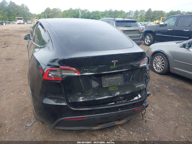 2021 Tesla Model Y Performance Dual Motor All-wheel Drive მანქანა იყიდება აუქციონზე, vin: 5YJYGDEF5MF252000, აუქციონის ნომერი: 45143903