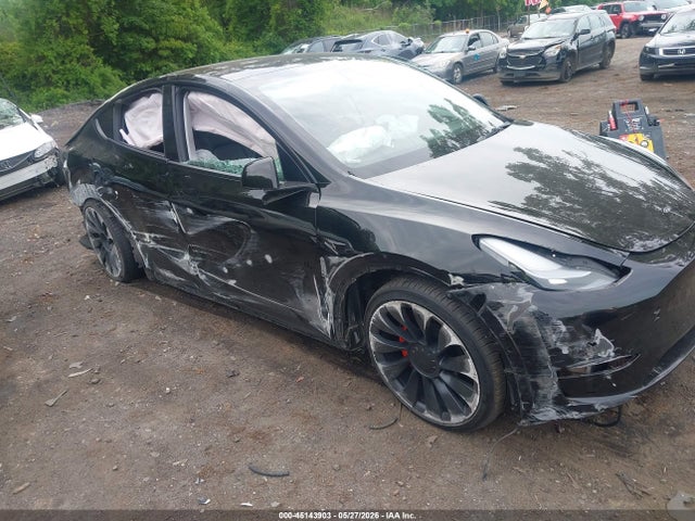 2021 Tesla Model Y Performance Dual Motor All-wheel Drive მანქანა იყიდება აუქციონზე, vin: 5YJYGDEF5MF252000, აუქციონის ნომერი: 45143903