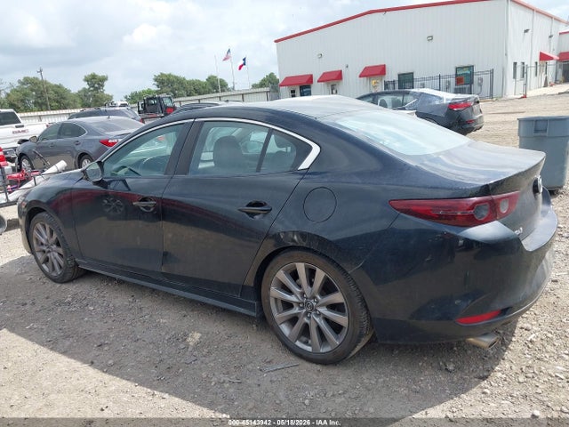 45143942 :رقم المزاد ، JM1BPABL8M1320667 vin ، 2021 Mazda Mazda3 Select مزاد بيع