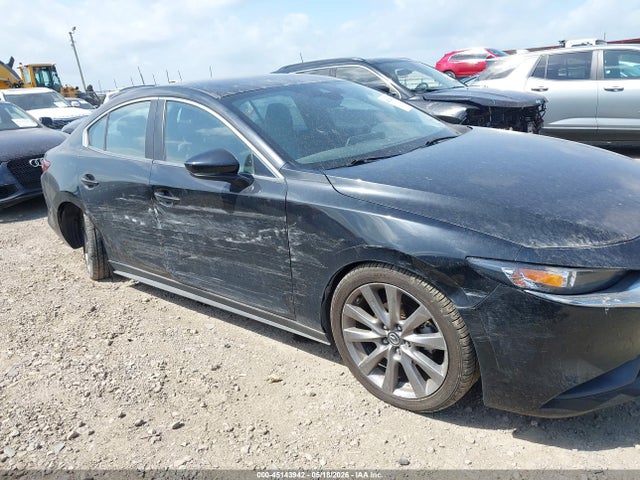 45143942 :رقم المزاد ، JM1BPABL8M1320667 vin ، 2021 Mazda Mazda3 Select مزاد بيع