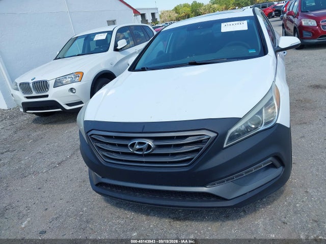45143943 :رقم المزاد ، 5NPE34AF8HH490273 vin ، 2017 Hyundai Sonata Sport مزاد بيع