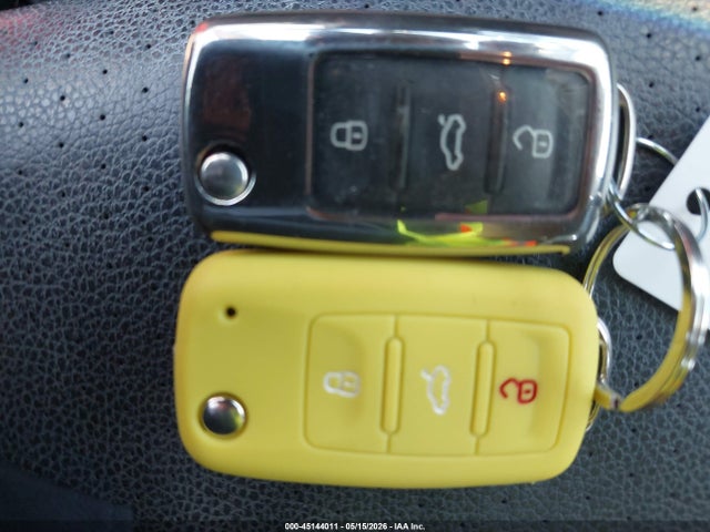 45144011 :رقم المزاد ، 3VWDB7AJ2HM403396 vin ، 2017 Volkswagen Jetta 1.4t Se مزاد بيع
