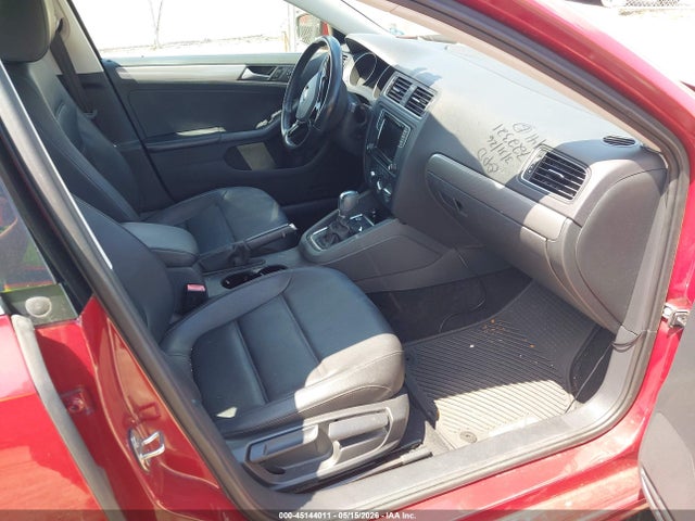 45144011 :رقم المزاد ، 3VWDB7AJ2HM403396 vin ، 2017 Volkswagen Jetta 1.4t Se مزاد بيع