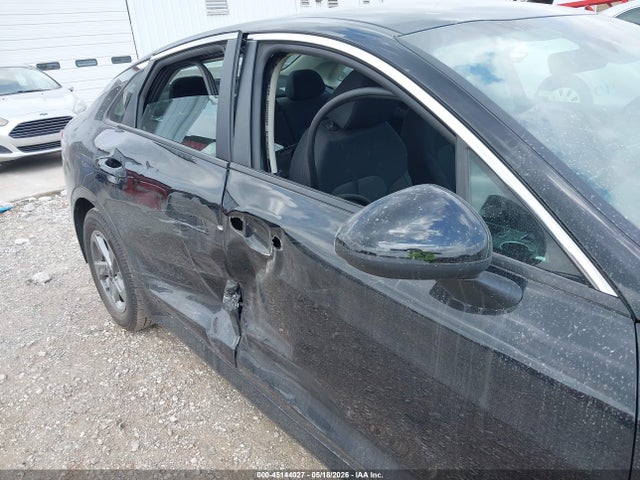 2022 Kia K5 Lxs მანქანა იყიდება აუქციონზე, vin: 5XXG14J22NG137952, აუქციონის ნომერი: 45144027